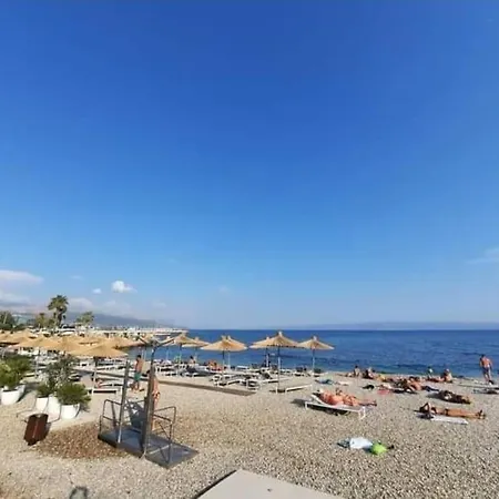 Bright And Colourful Luce -sandy Apartman Split