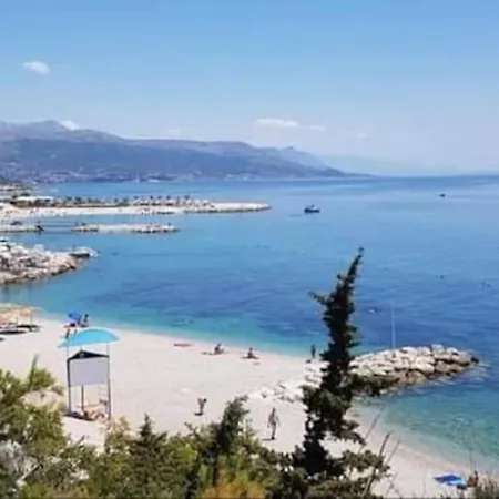 Bright And Colourful Luce -sandy