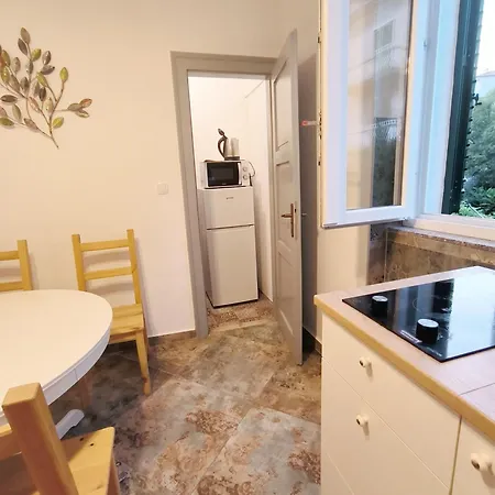 Bright And Colourful Luce -sandy * Split