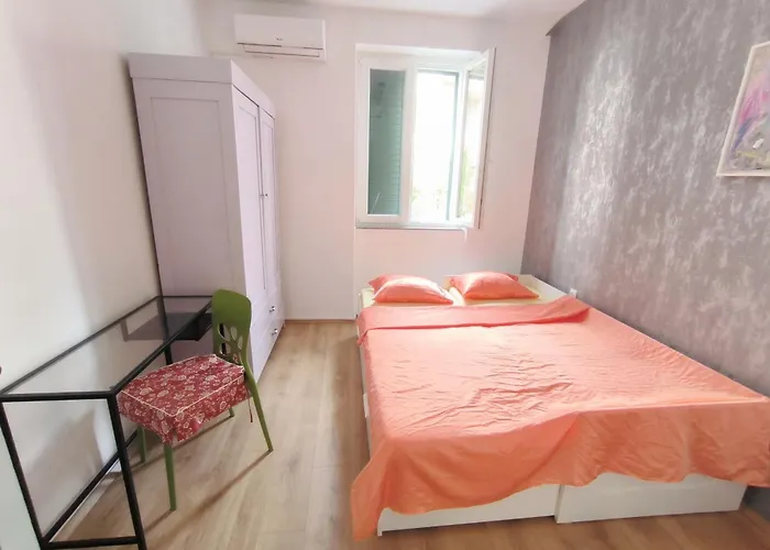 Bright And Colourful Luce -sandy *