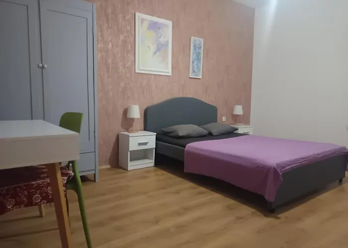 Bright And Colourful Luce -sandy